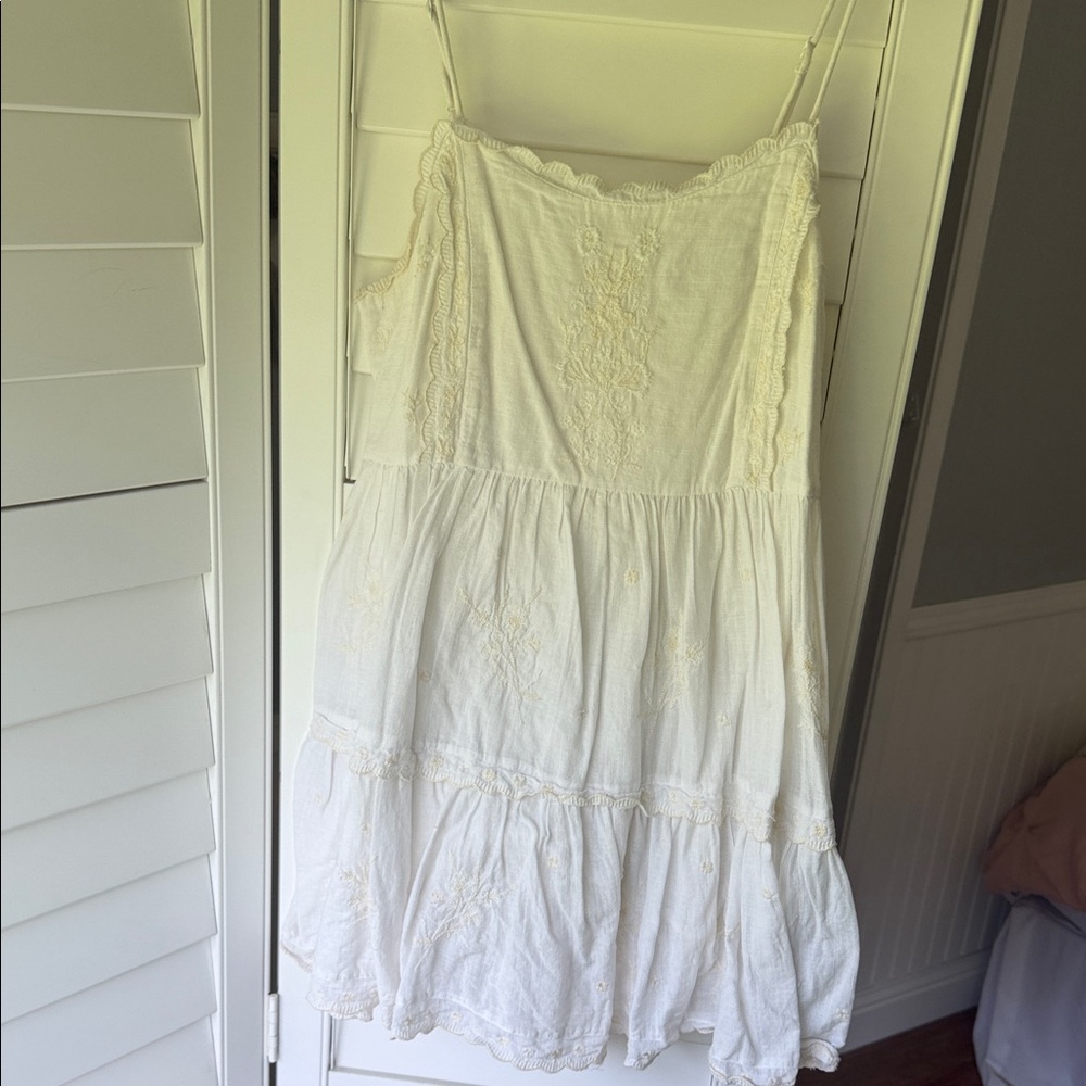 Urban Outfitters Strapless White Dress